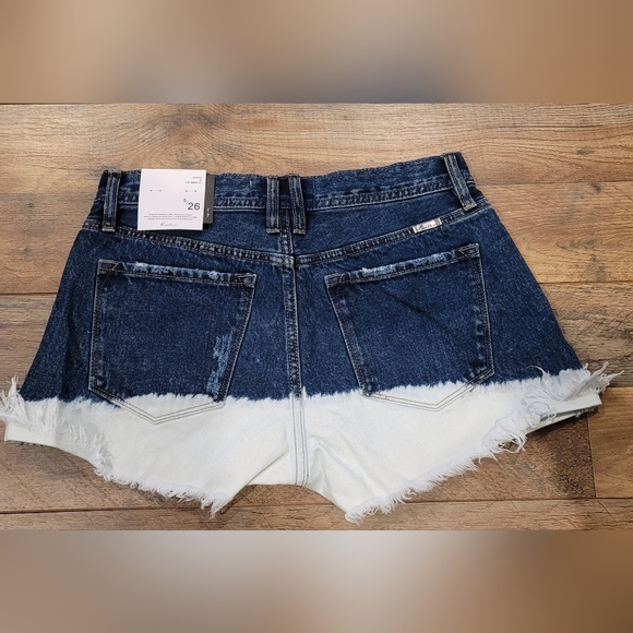 KanCan High Rise Frayed Distressed Hem Bleached Dip Dyed Denim Jean Shorts NWT - Picture 2 of 10